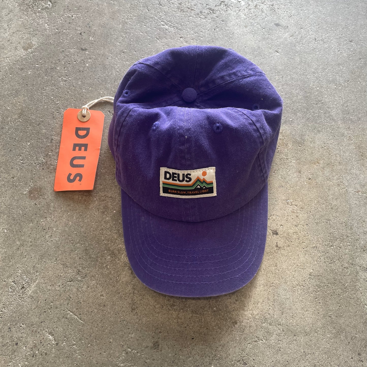 Deus Cap